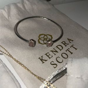 Kendra scott cuff bracelet, i cannot find a picture it is a older edition.